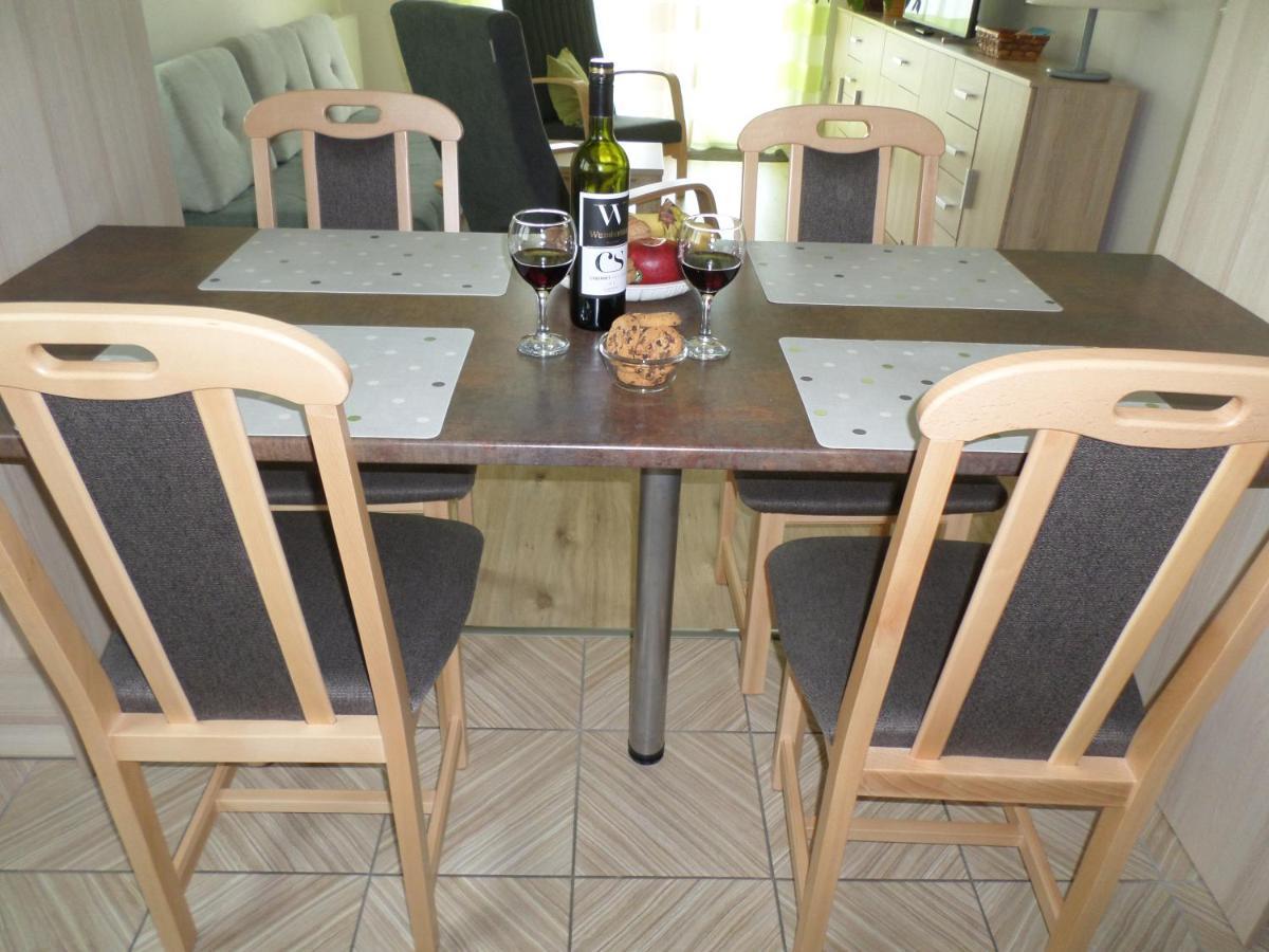 Lakoparki Apartman Veszprém Екстериор снимка