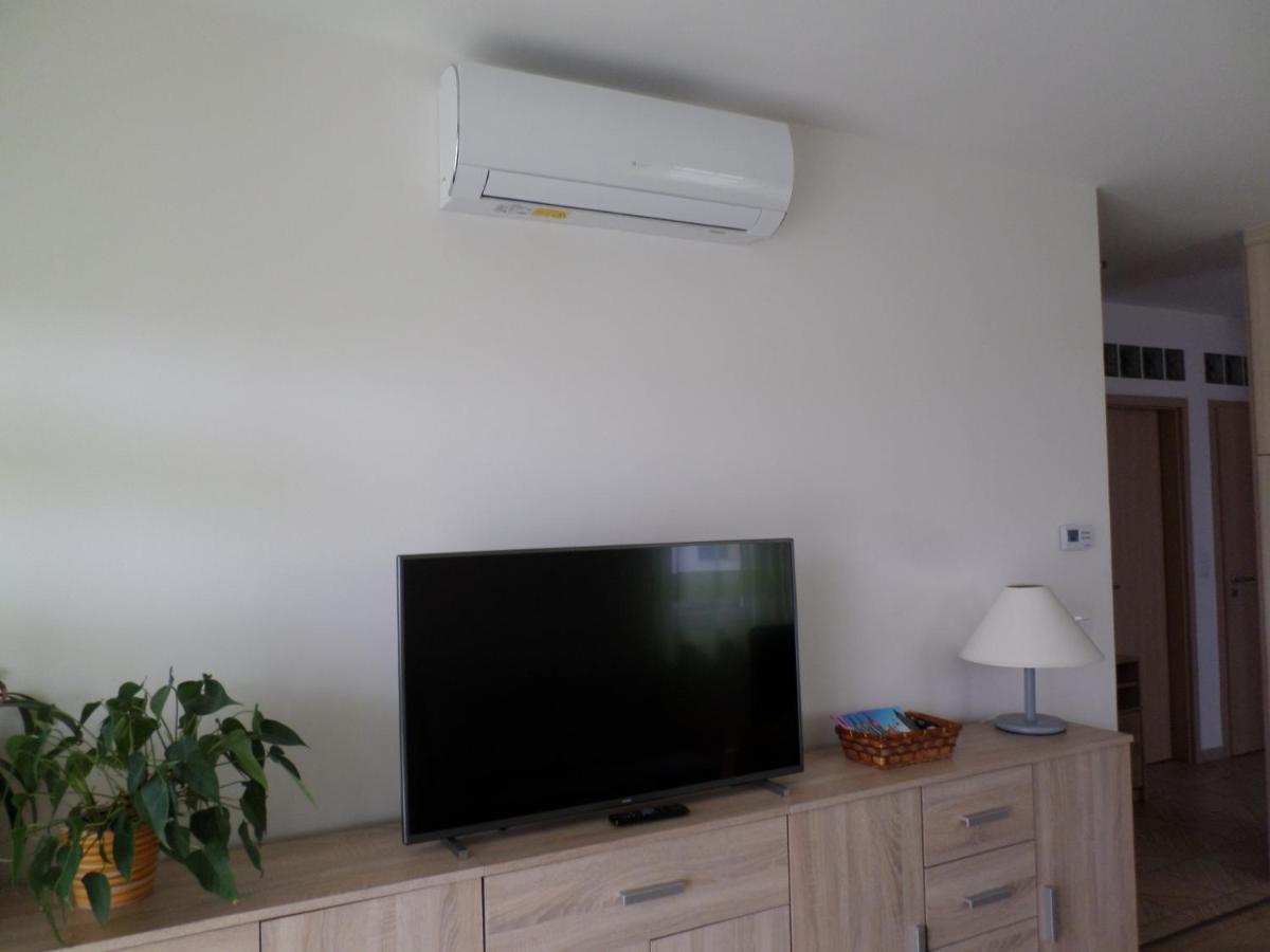 Lakoparki Apartman Veszprém Екстериор снимка