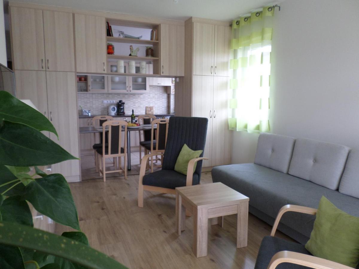 Lakoparki Apartman Veszprém Екстериор снимка