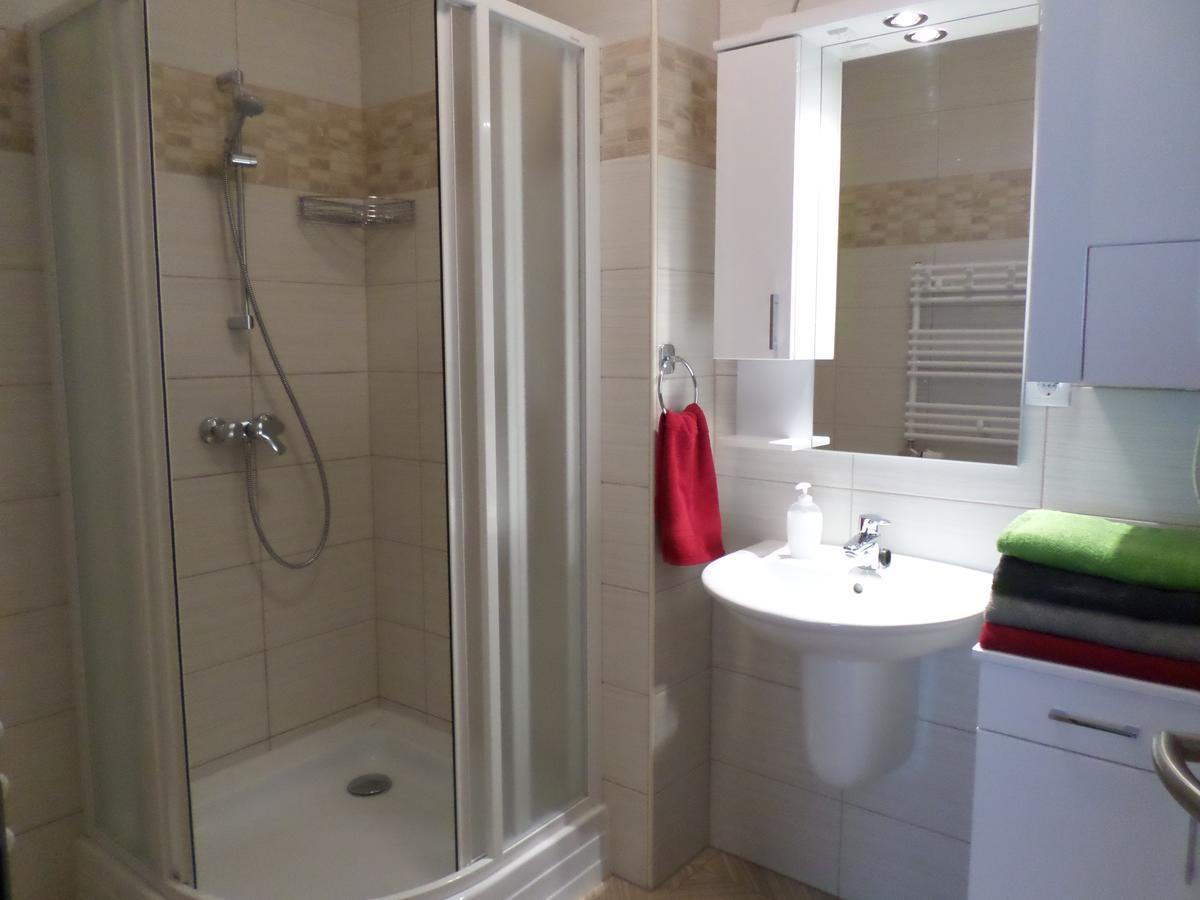 Lakoparki Apartman Veszprém Екстериор снимка