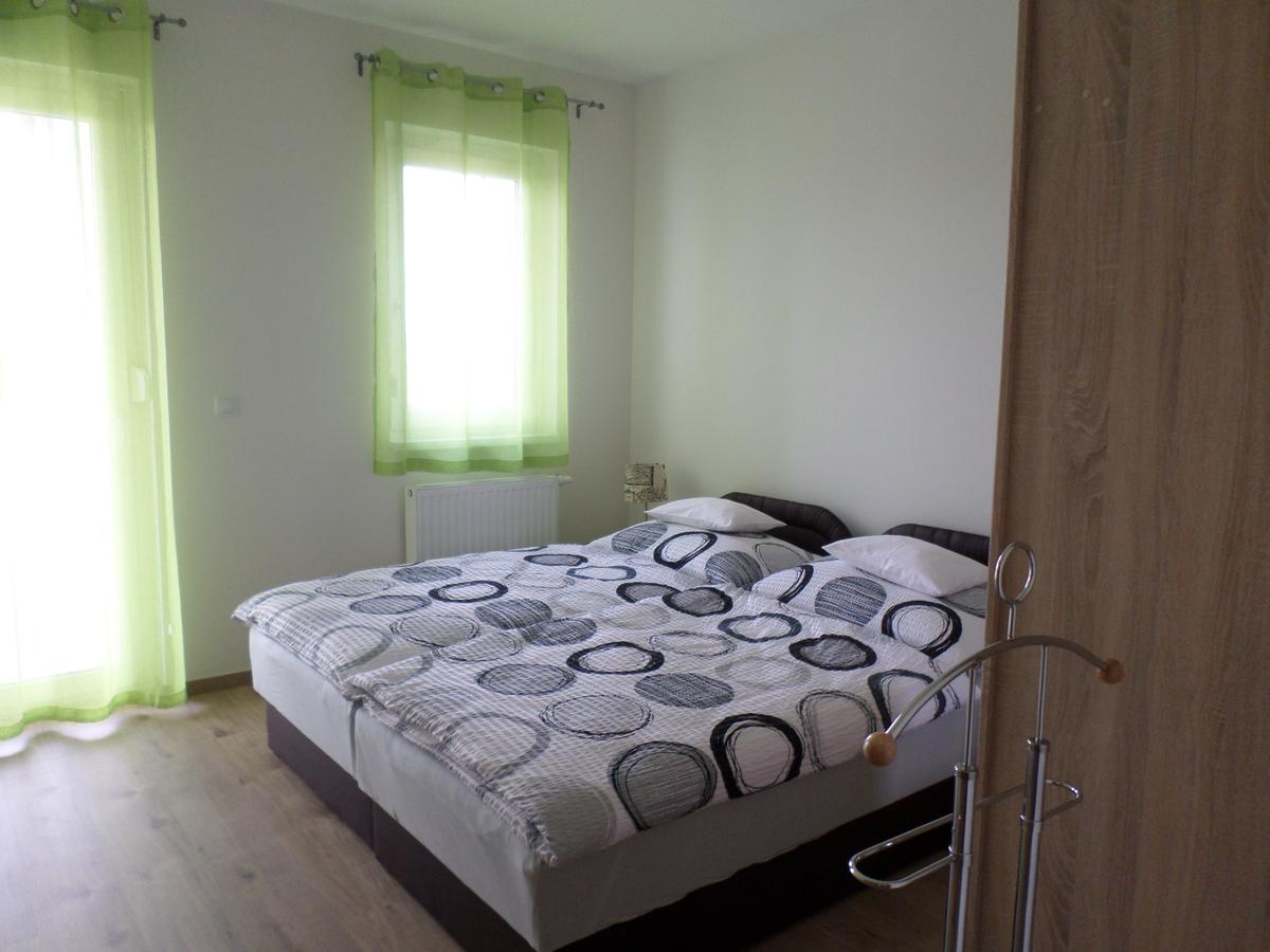 Lakoparki Apartman Veszprém Екстериор снимка